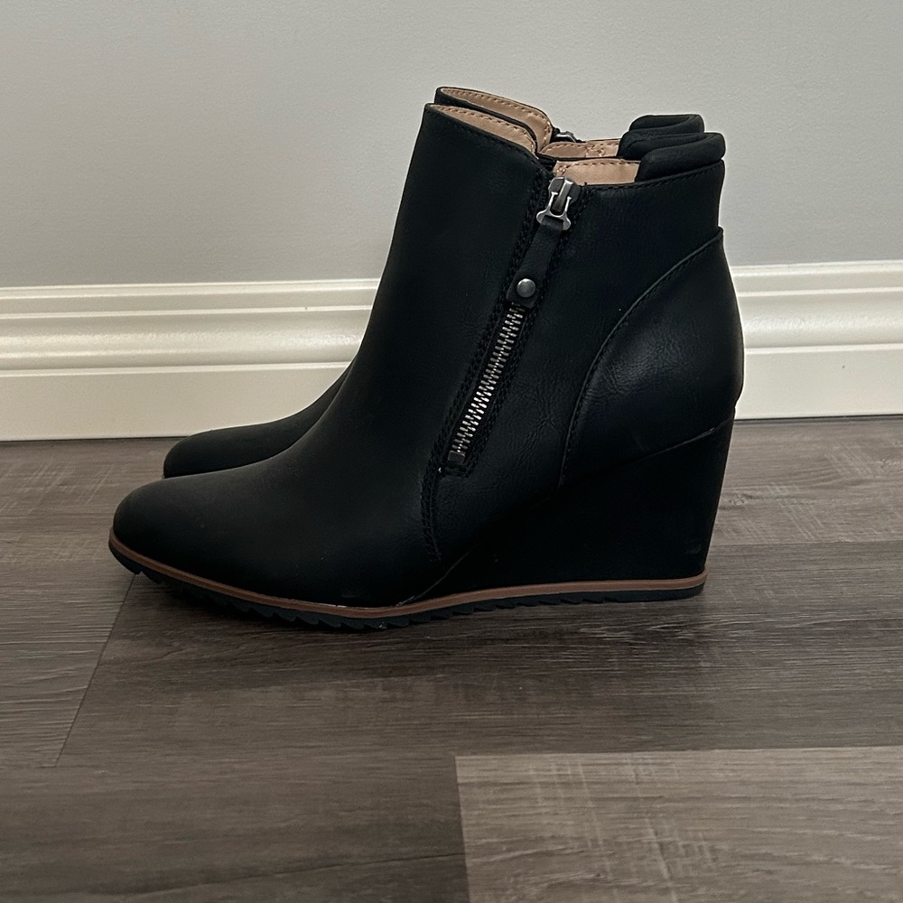 SOUL Naturalizer Boots